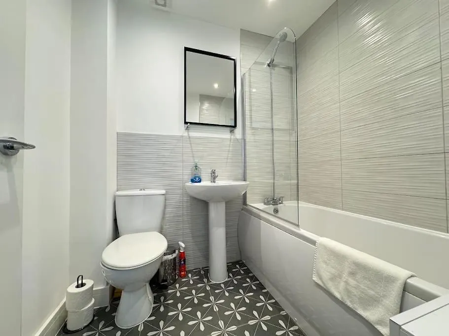 Casa vacanze Modern 2 Bedroom Home In Central Location With 3 Beds And Free Driveway Parking Doncaster